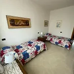 Daire Casa Nora Giardino E Box Auto *