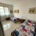 Daire Casa Nora Giardino E Box Auto