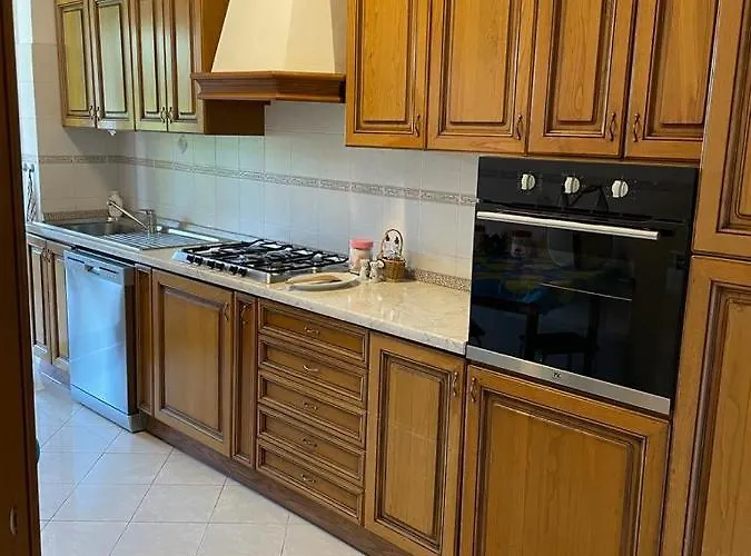 Casa Nora Giardino E Box Auto Lägenhet La Spezia